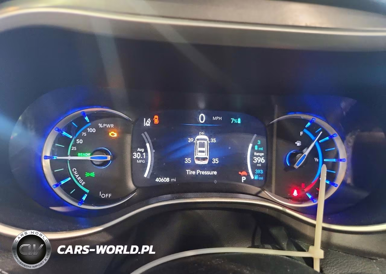 2024 Chrysler Pacifica Hybrid Select VIN:2C4RC1S78RR198716 - 9