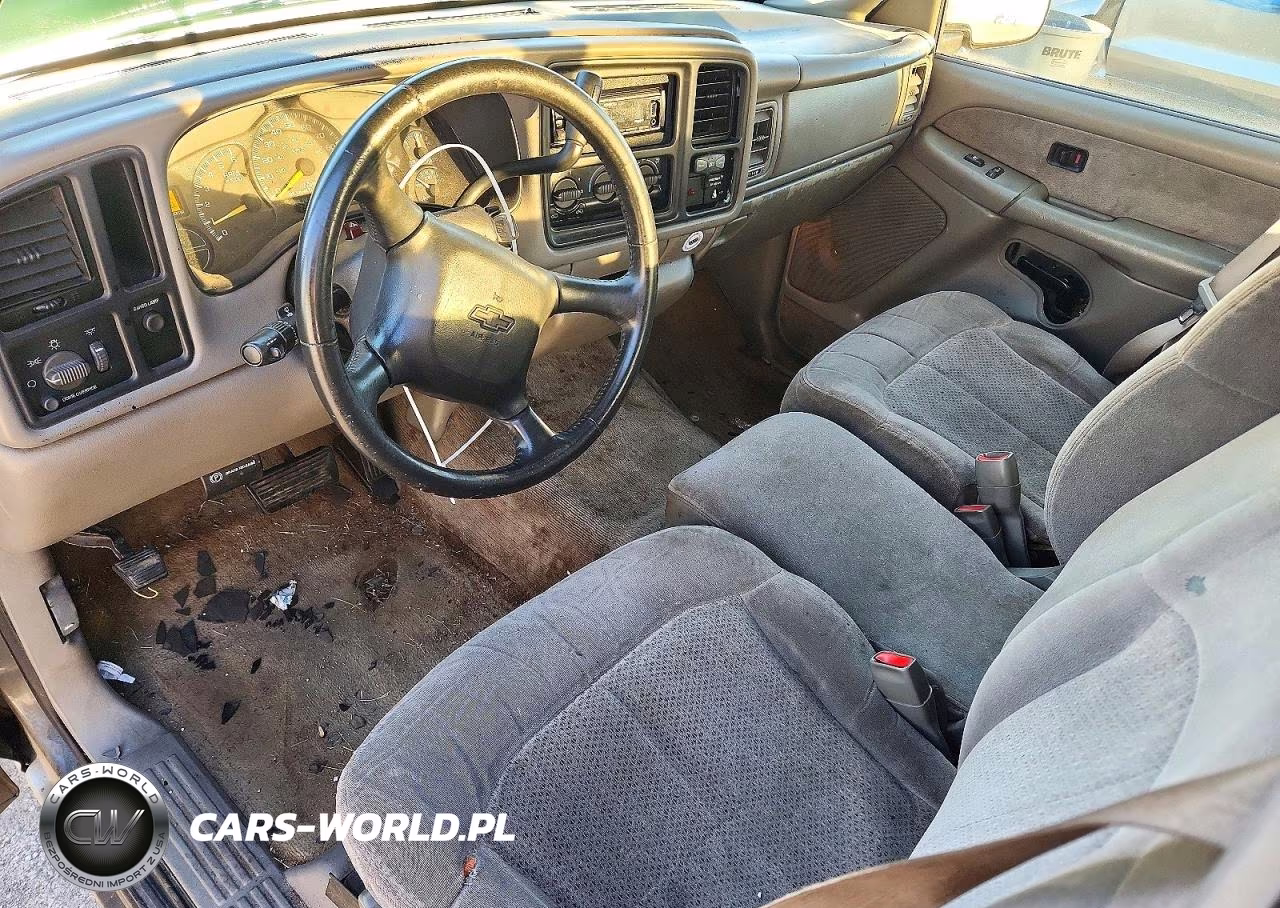 2000 Chevrolet Silverado C1500 VIN:2GCEC19V2Y1268954 - 8