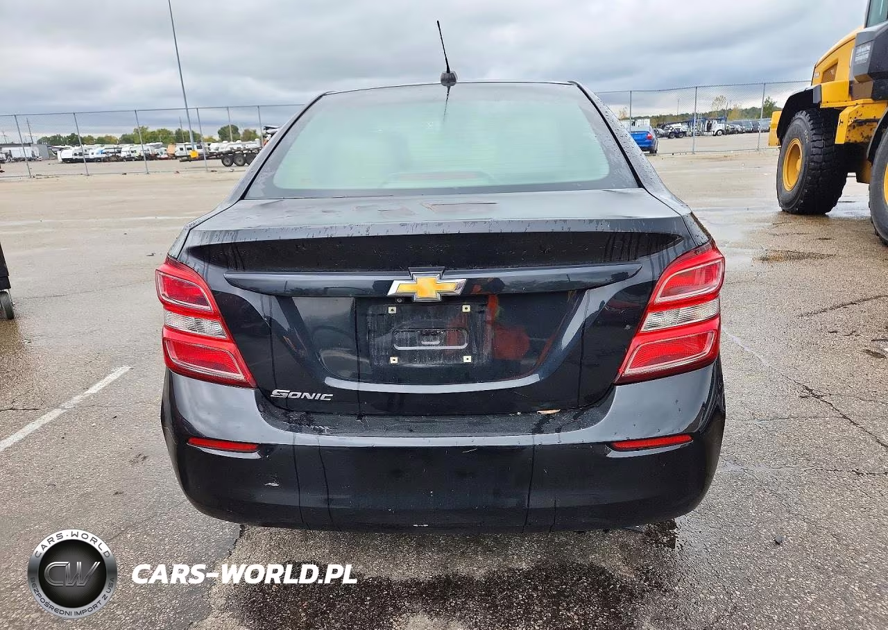 2017 Chevrolet Sonic Ls VIN:1G1JB5SH3H4175810 - 6