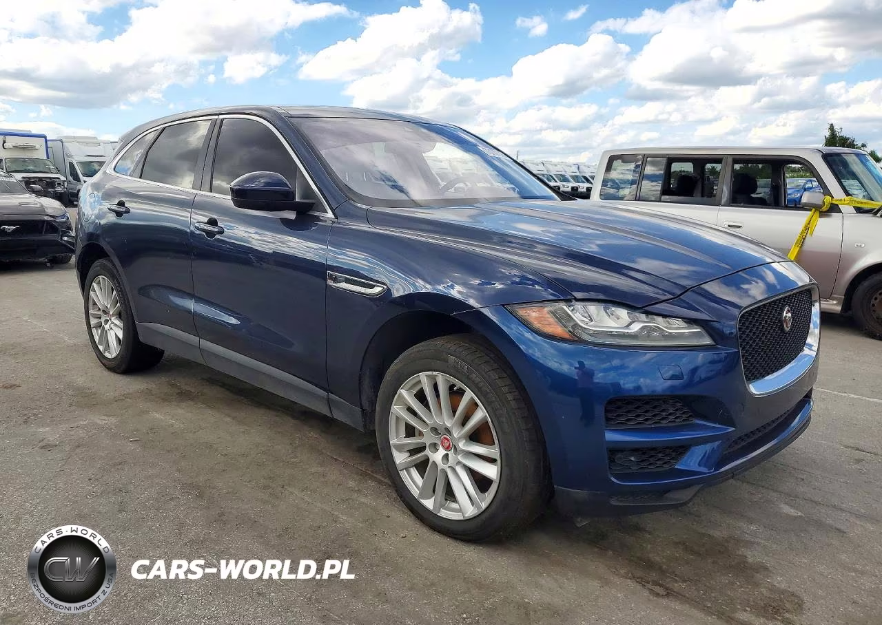 2018 Jaguar F-Pace Prestige VIN:SADCK2FX0JA266724 - 4