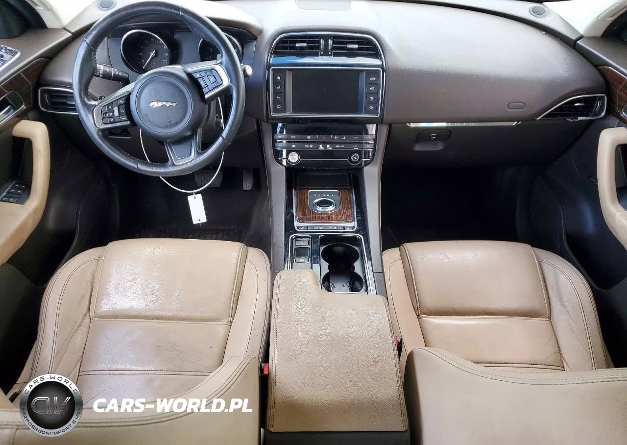 2018 Jaguar F-Pace Prestige VIN:SADCK2FX0JA266724 - 8