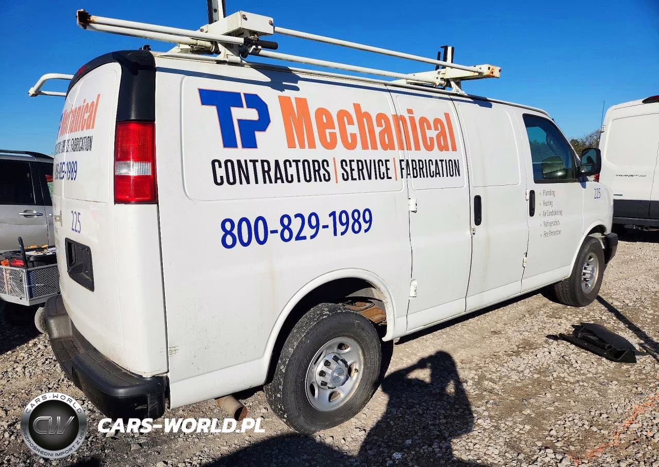 2019 Chevrolet Express G2500 VIN:1GCWGAFG8K1207815 - 3