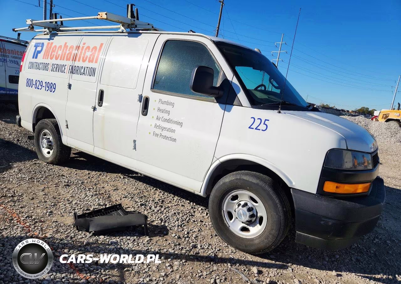 2019 Chevrolet Express G2500 VIN:1GCWGAFG8K1207815 - 4