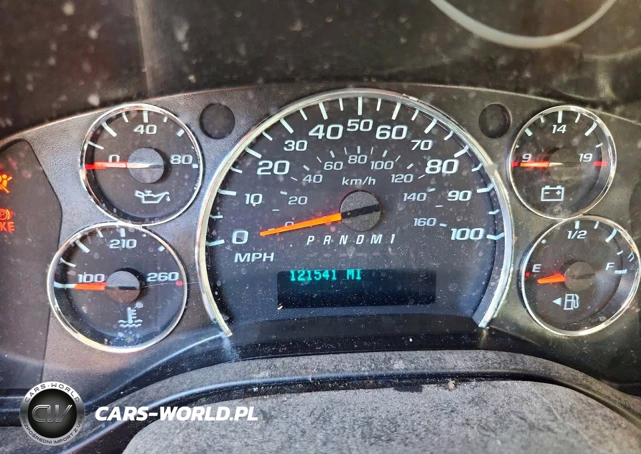 2019 Chevrolet Express G2500 VIN:1GCWGAFG8K1207815 - 9