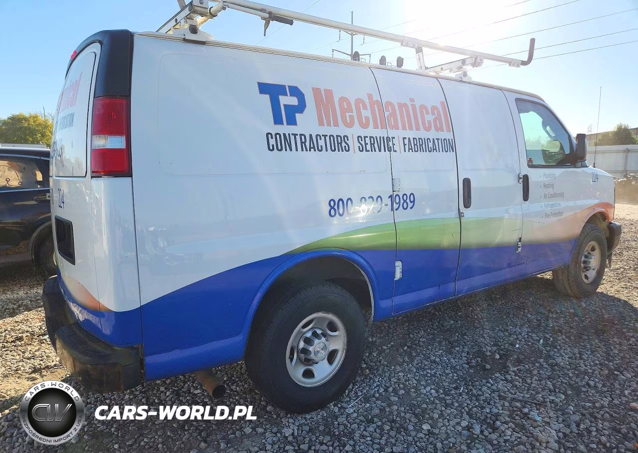 2017 Chevrolet Express G2500 VIN:1GCWGAFF7H1113702 - 3
