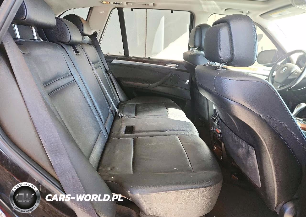 2013 BMW X5 xDrive35I VIN:5UXZV4C51D0B20405 - 11