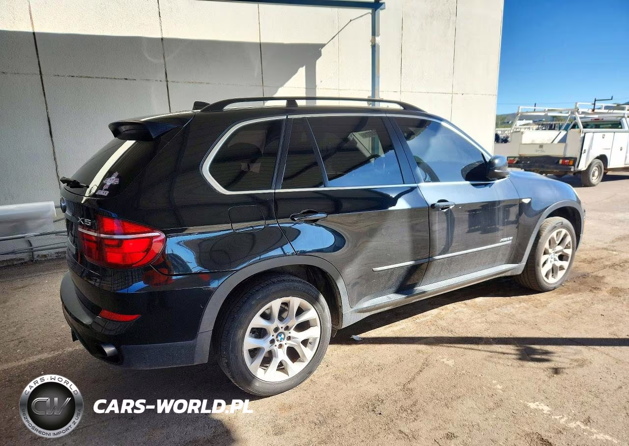 2013 BMW X5 xDrive35I VIN:5UXZV4C51D0B20405 - 3