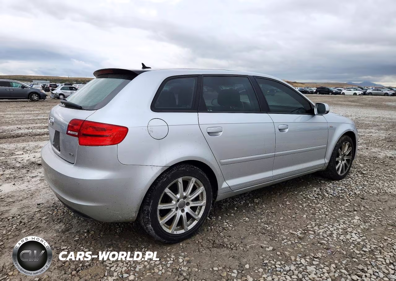 2011 Audi A3 Premium Plus VIN:WAUKJAFM3BA163287 - 3
