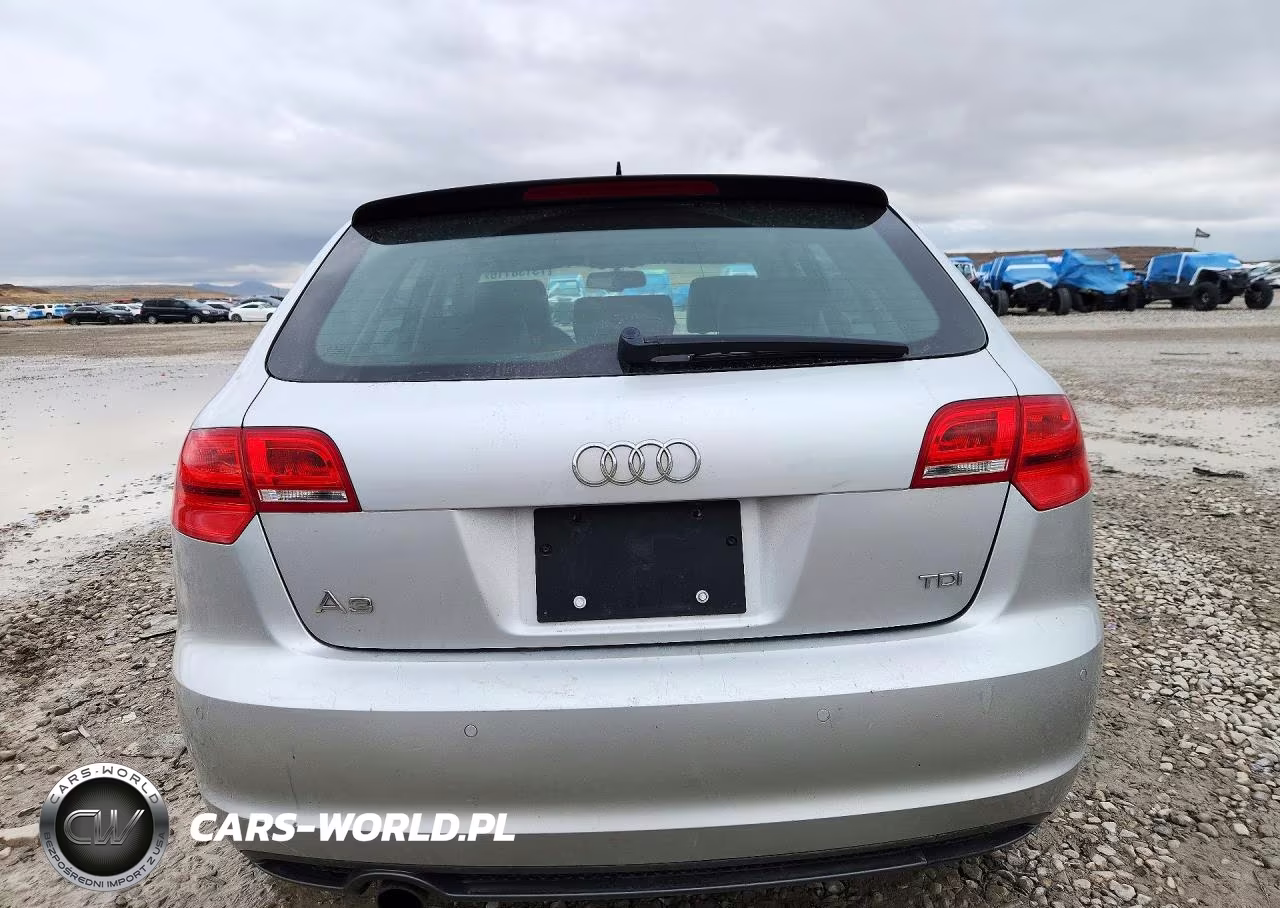 2011 Audi A3 Premium Plus VIN:WAUKJAFM3BA163287 - 6