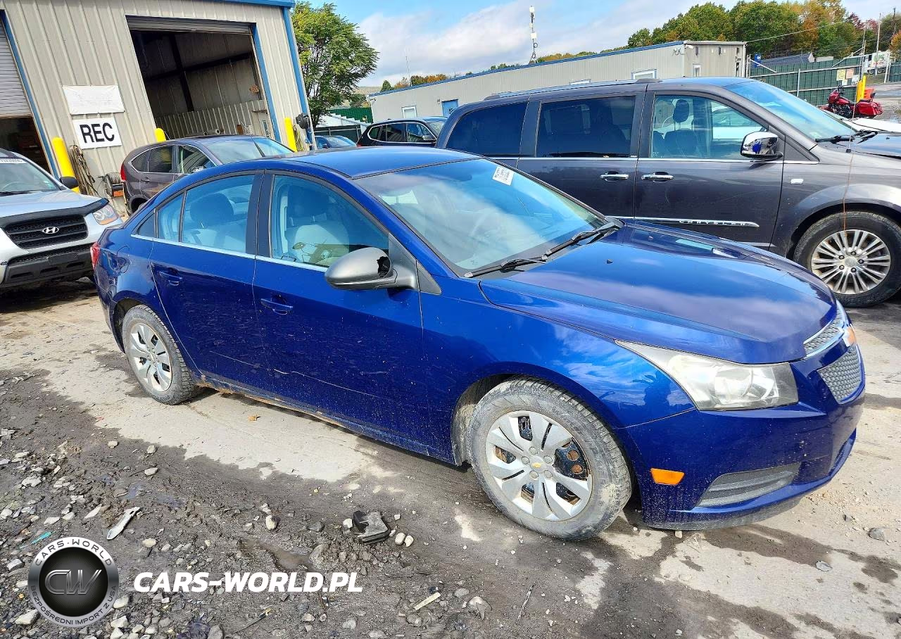 2012 Chevrolet Cruze Ls VIN:1G1PC5SHXC7374058 - 4