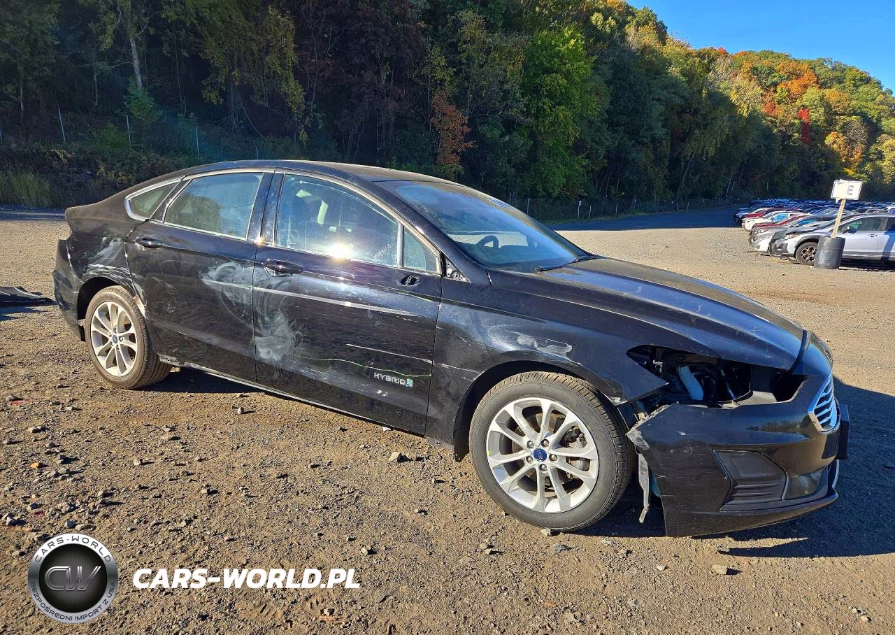 2019 Ford Fusion Se VIN:3FA6P0LU1KR192204 - 4