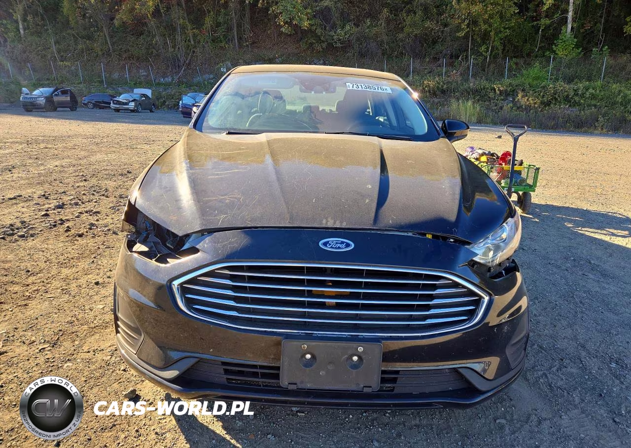 2019 Ford Fusion Se VIN:3FA6P0LU1KR192204 - 5
