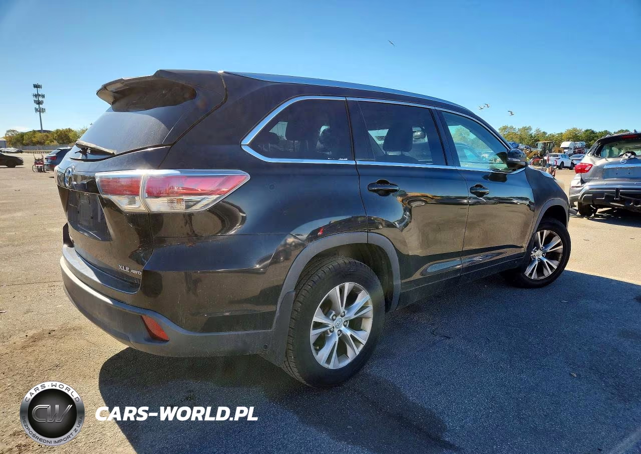 2015 Toyota Highlander Xle VIN:5TDJKRFH1FS103840 - 3