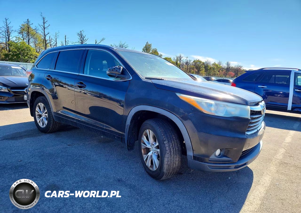 2015 Toyota Highlander Xle VIN:5TDJKRFH1FS103840 - 4