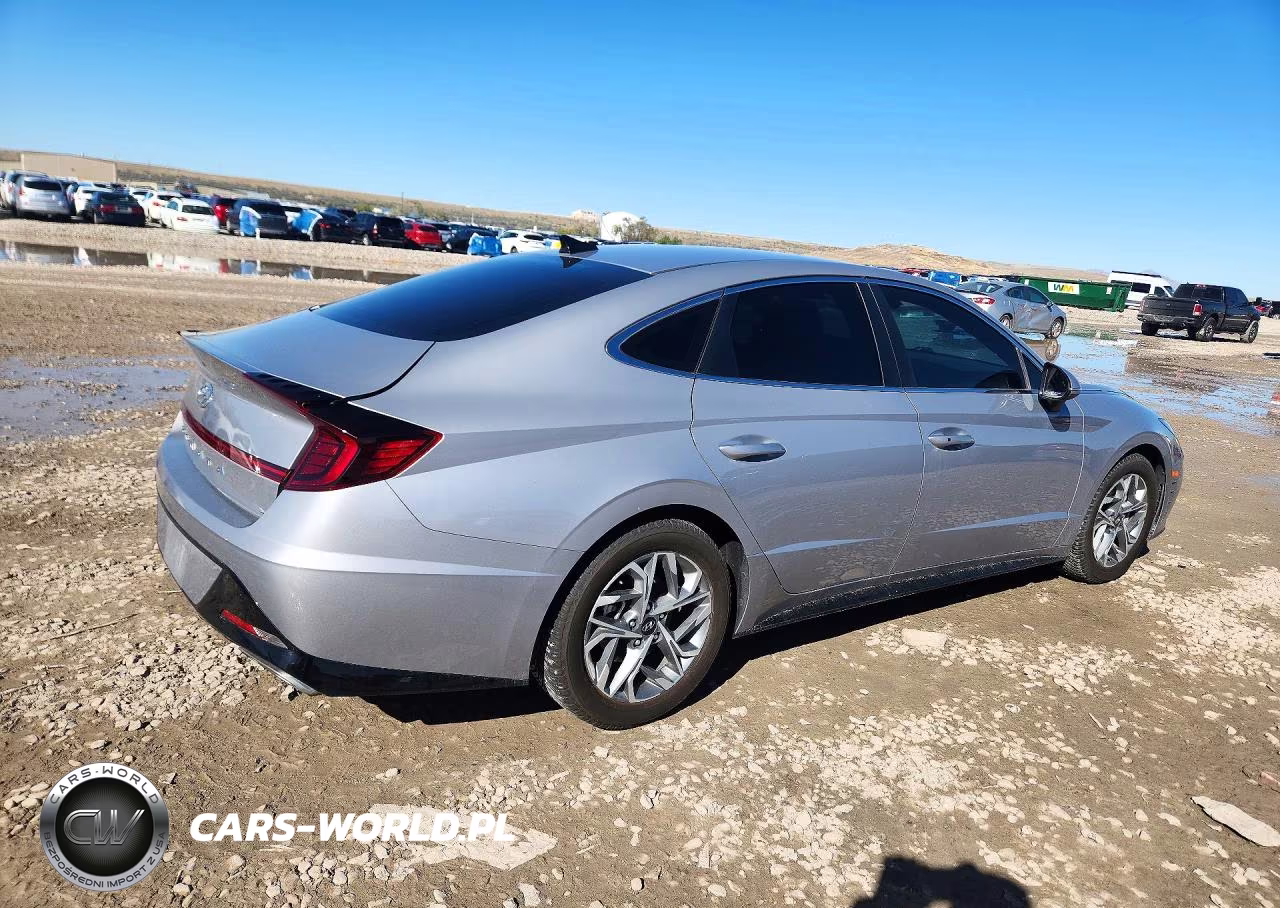 2023 Hyundai Sonata Sel VIN:KMHL64JA0PA272624 - 3