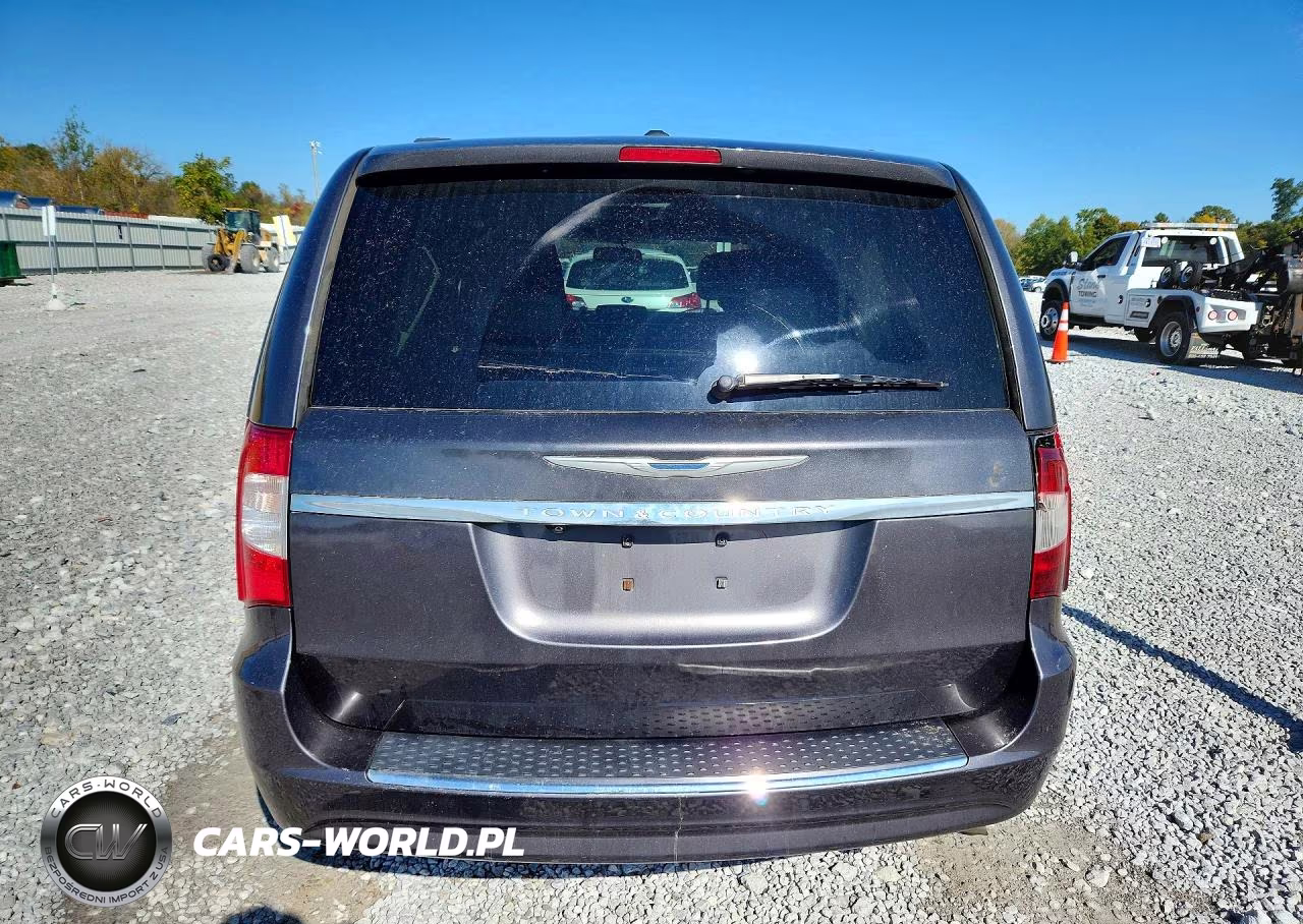 2015 Chrysler Town & Country Touring VIN:2C4RC1BG9FR589353 - 6