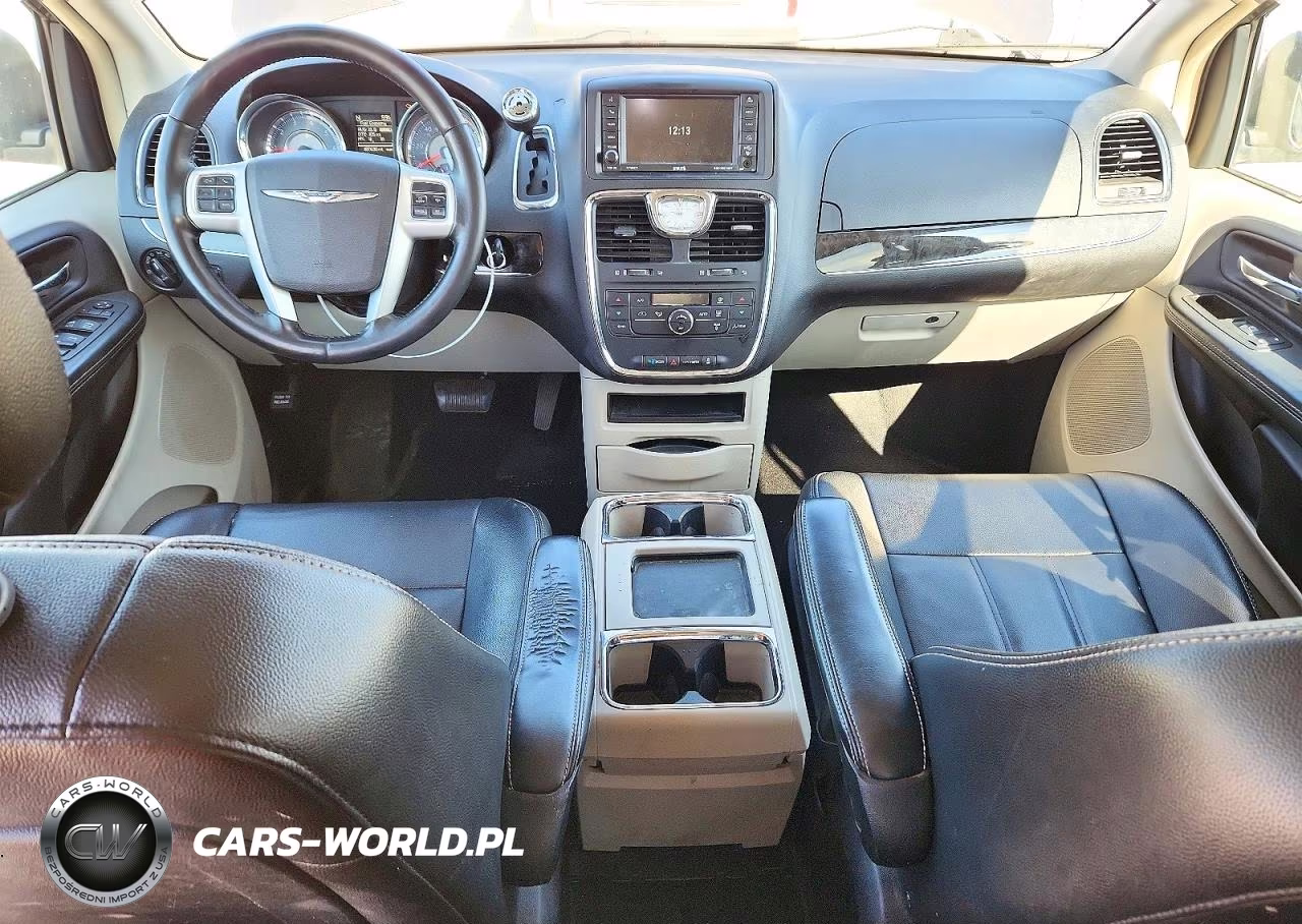 2015 Chrysler Town & Country Touring VIN:2C4RC1BG9FR589353 - 8