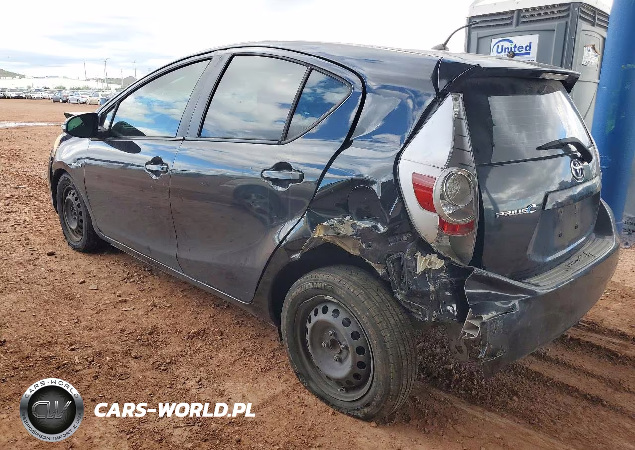 2013 Toyota Prius C Two VIN:JTDKDTB33D1531148 - 2