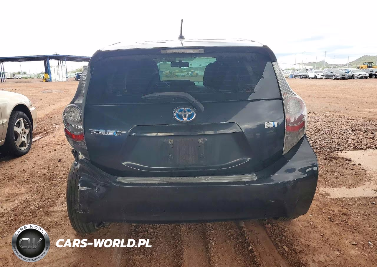 2013 Toyota Prius C Two VIN:JTDKDTB33D1531148 - 6