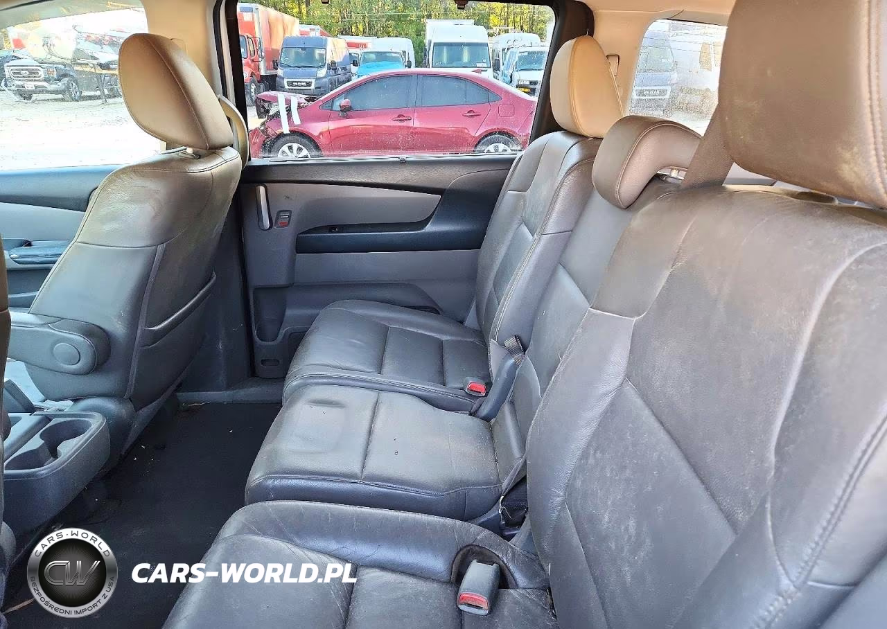 2013 Honda Odyssey Touring VIN:5FNRL5H91DB040500 - 11