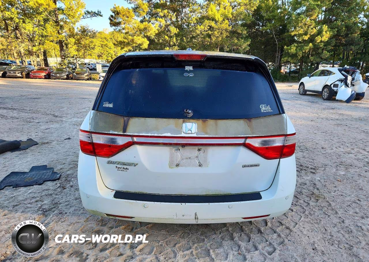 2013 Honda Odyssey Touring VIN:5FNRL5H91DB040500 - 6