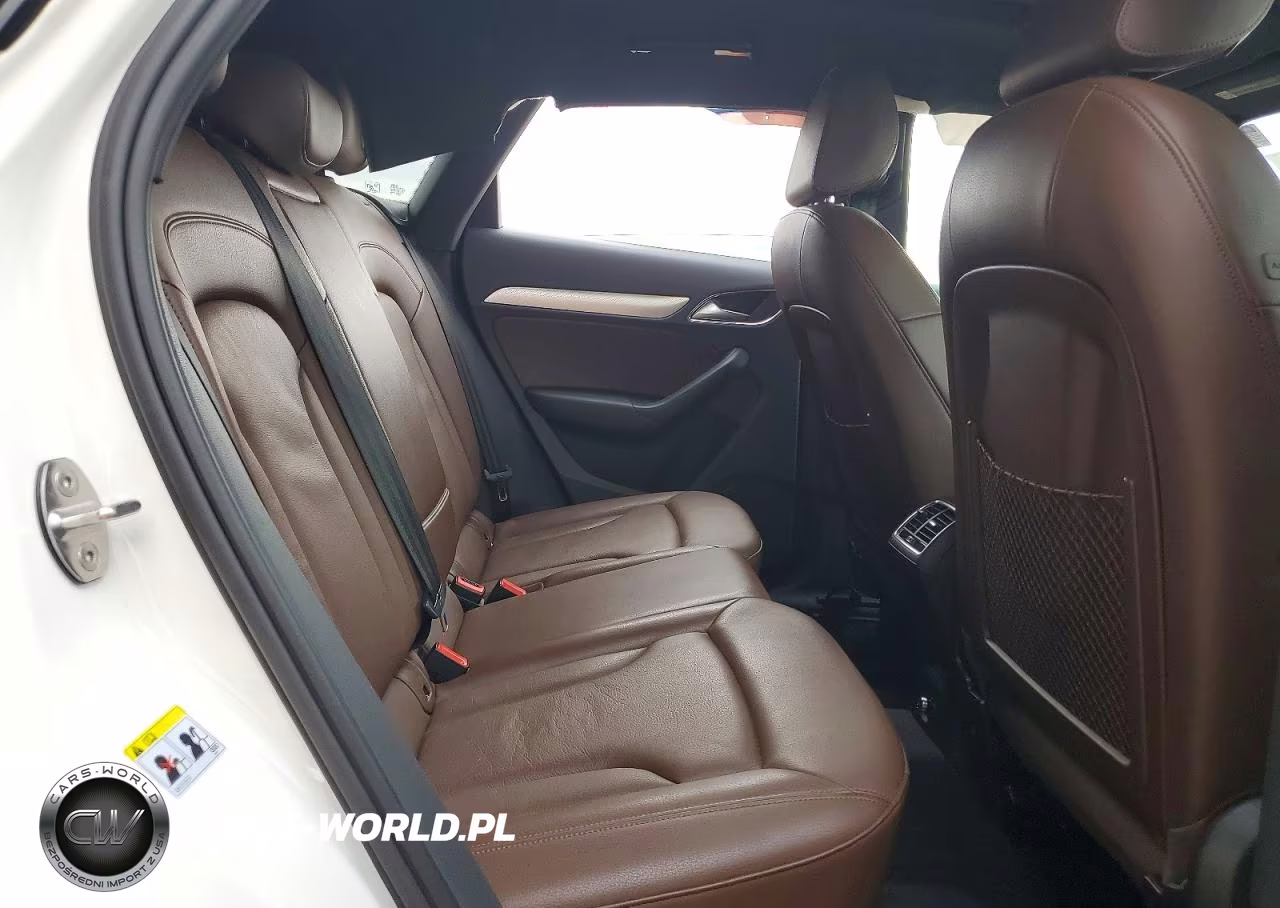 2017 Audi Q3 Premium Plus VIN:WA1HCCFSXHR004546 - 10