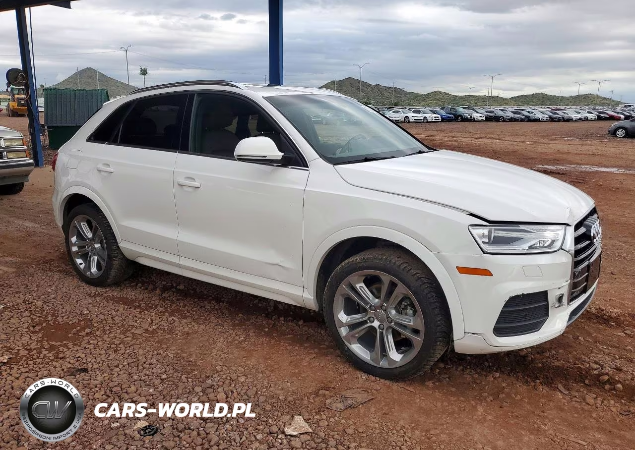 2017 Audi Q3 Premium Plus VIN:WA1HCCFSXHR004546 - 4