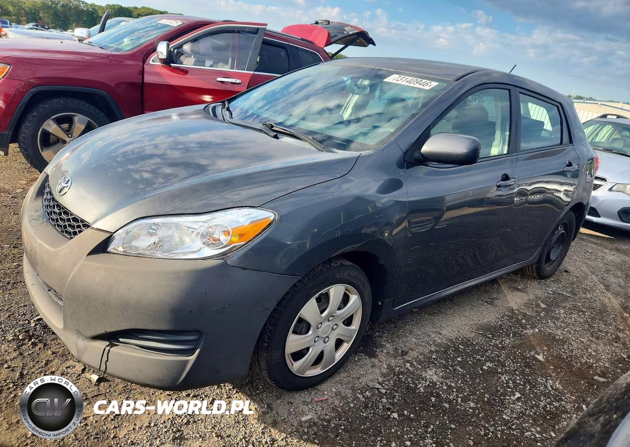 2010 Toyota Matrix Base – zdjęcie 1 z 12