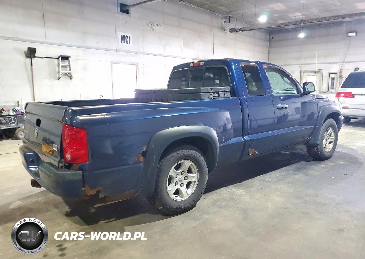 2005 Dodge Dakota Slt VIN:1D7HW42N45S236346 - 3