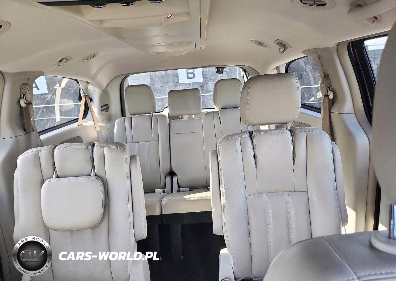 2013 Chrysler Town & Country Touring VIN:2C4RC1BG6DR649151 - 10