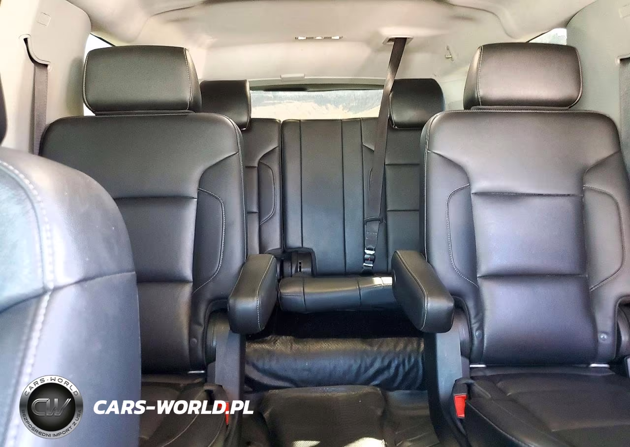 2019 Chevrolet Suburban C1500 Lt VIN:1GNSCHKC7KR333825 - 10