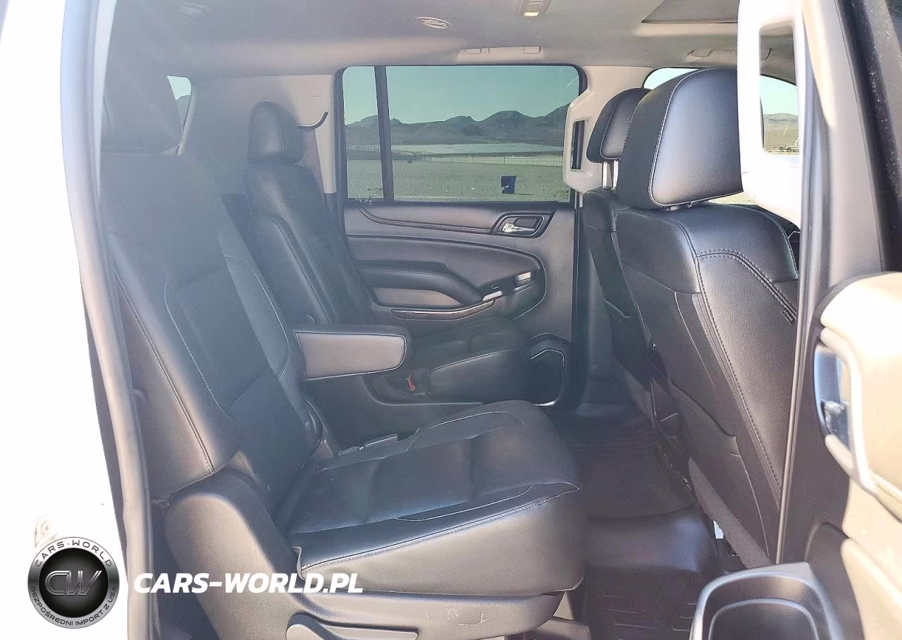 2019 Chevrolet Suburban C1500 Lt VIN:1GNSCHKC7KR333825 - 11