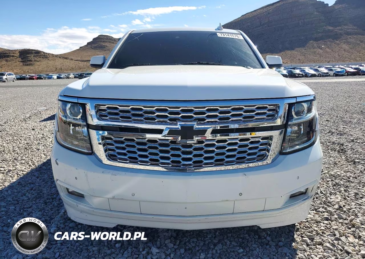 2019 Chevrolet Suburban C1500 Lt VIN:1GNSCHKC7KR333825 - 5