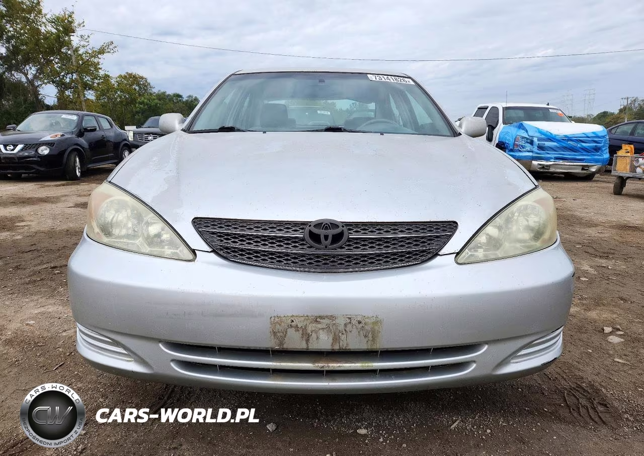 2002 Toyota Camry Xle VIN:4T1BE32K62U634270 - 5