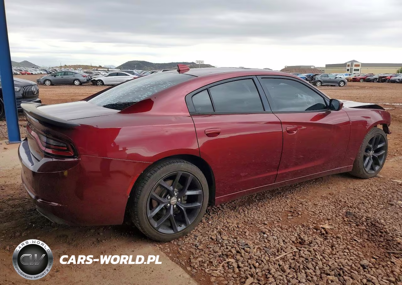 2018 Dodge Charger Sxt Plus VIN:2C3CDXHG3JH114099 - 3