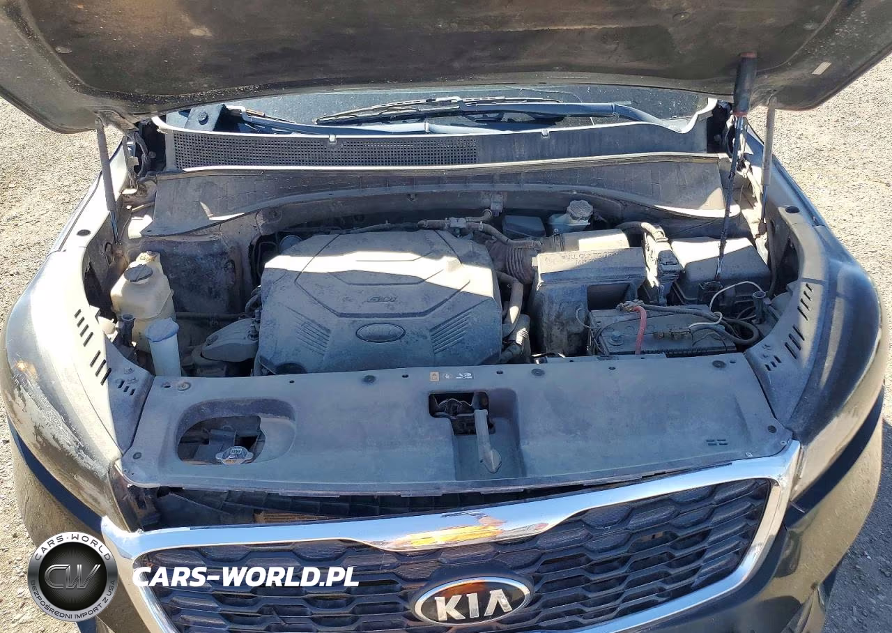 2020 Kia Sorento S VIN:5XYPG4A5XLG632515 - 11