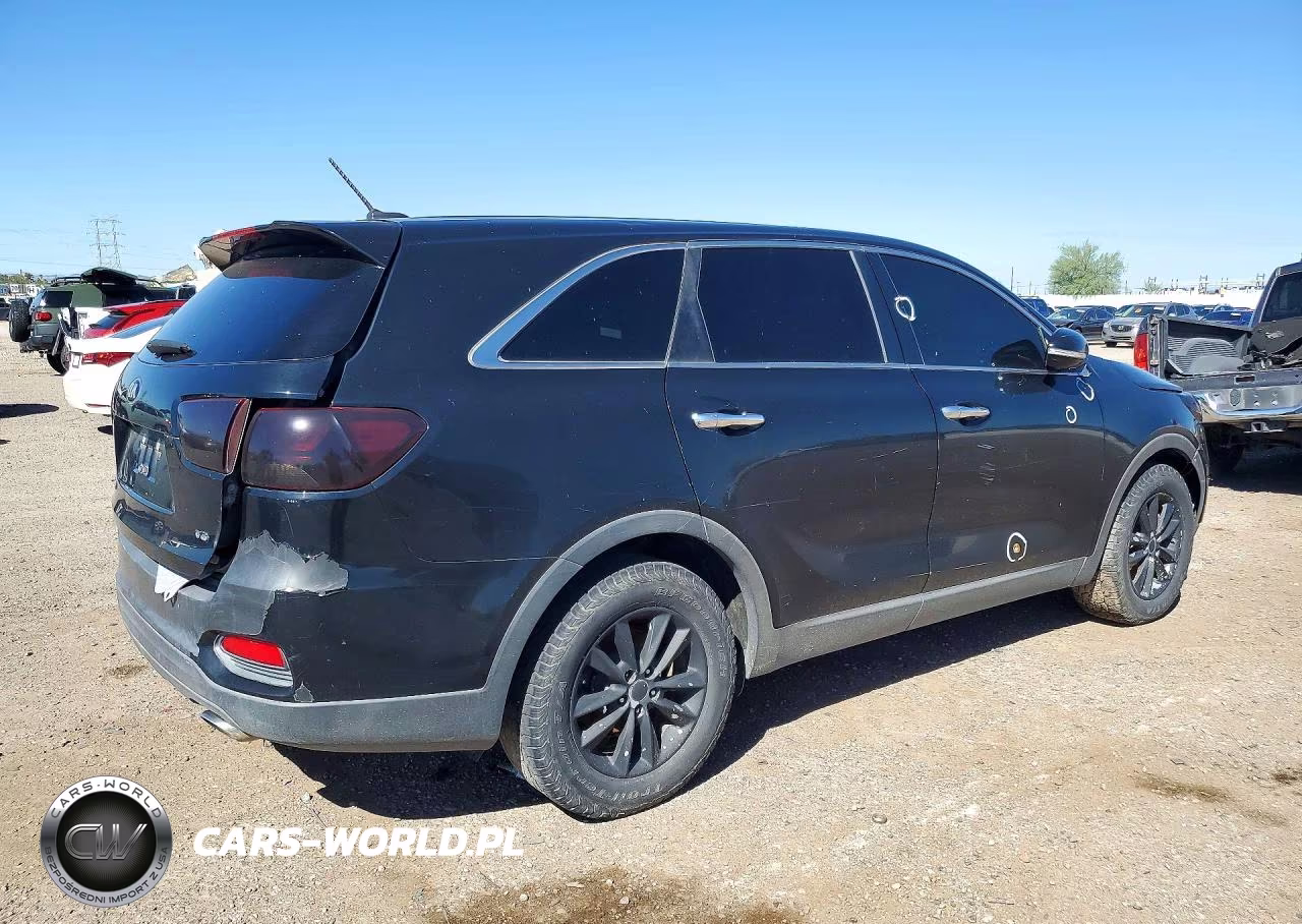 2020 Kia Sorento S VIN:5XYPG4A5XLG632515 - 3