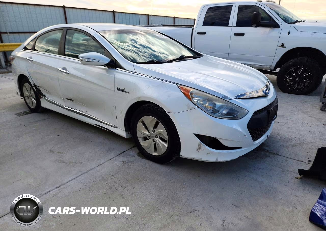 2014 Hyundai Sonata Hybrid VIN:KMHEC4A43EA117171 - 4