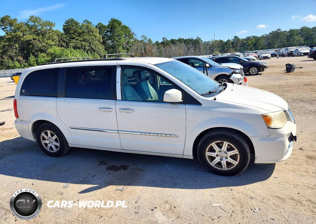 2012 Chrysler Town & Country Touring VIN:2C4RC1BGXCR164378 - 4
