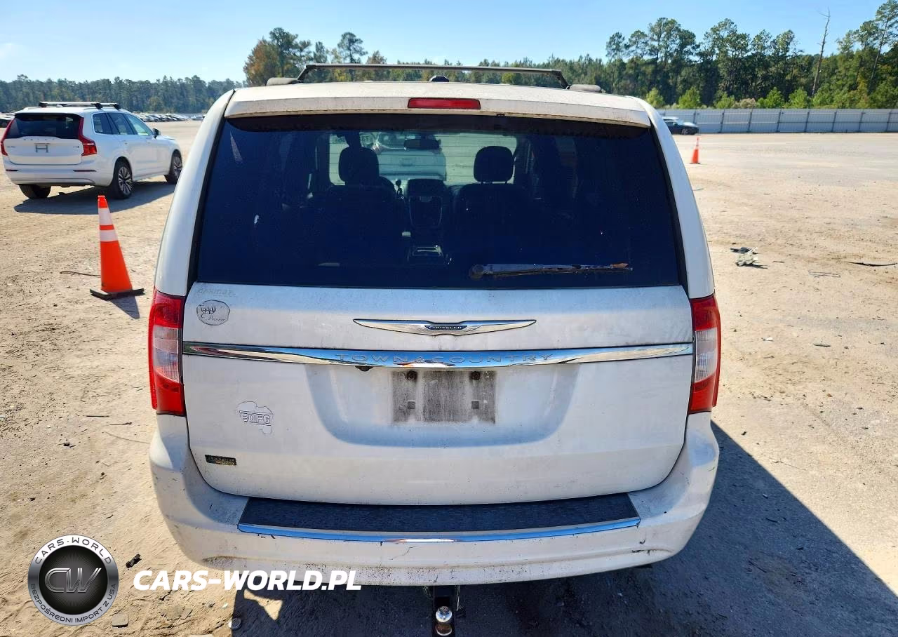 2012 Chrysler Town & Country Touring VIN:2C4RC1BGXCR164378 - 6