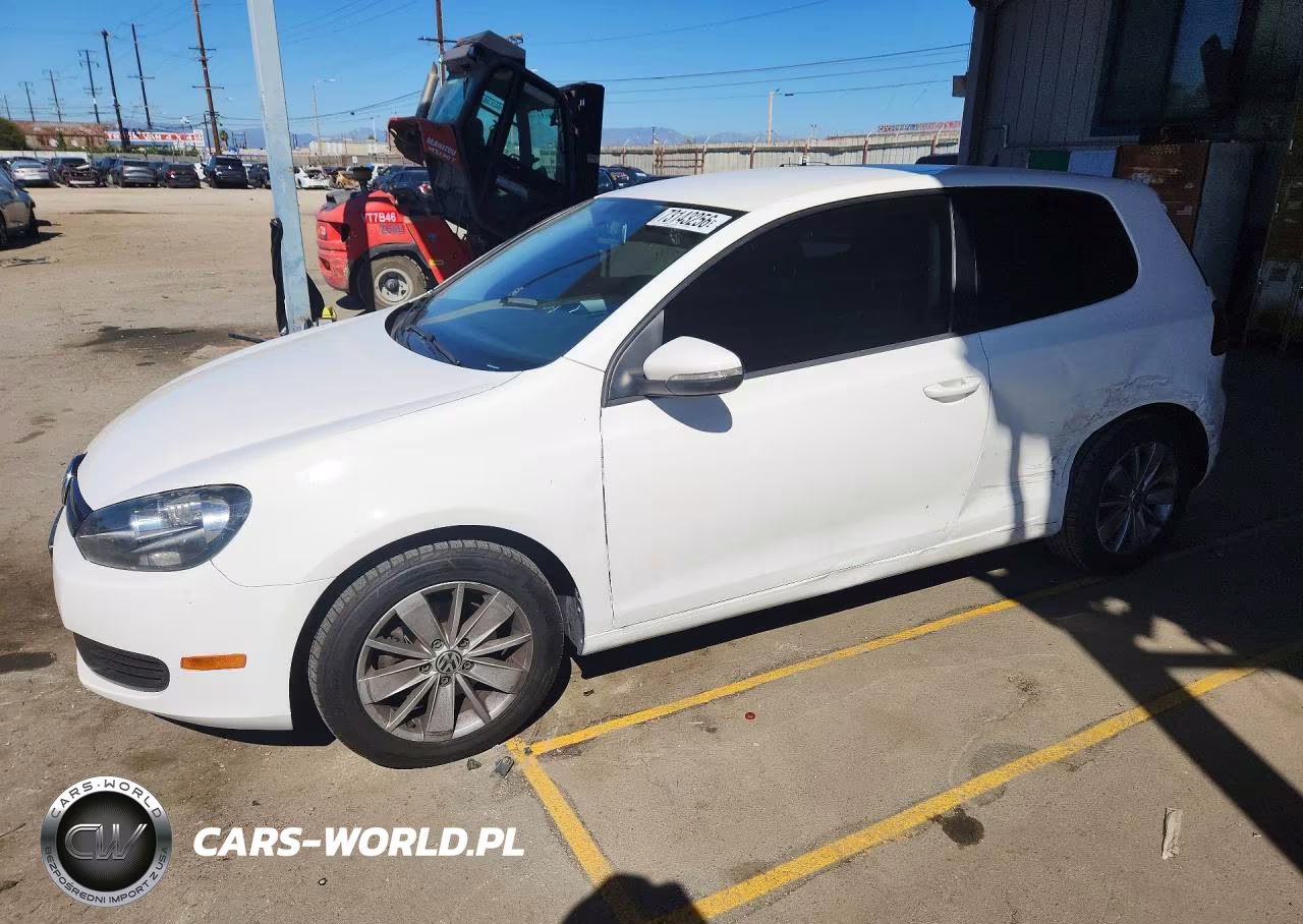 2013 Volkswagen Golf VIN:WVWBB7AJ9DW126475 - 1