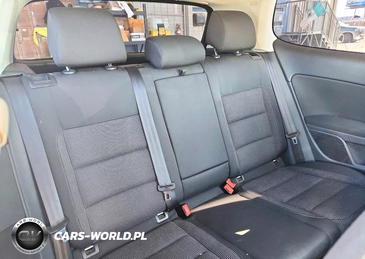 2013 Volkswagen Golf VIN:WVWBB7AJ9DW126475 - 10