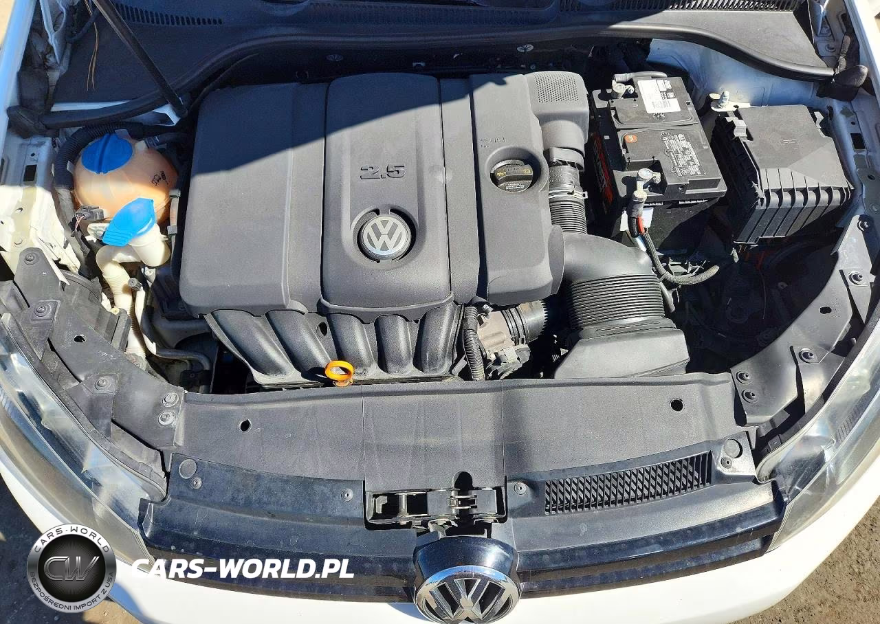 2013 Volkswagen Golf VIN:WVWBB7AJ9DW126475 - 11