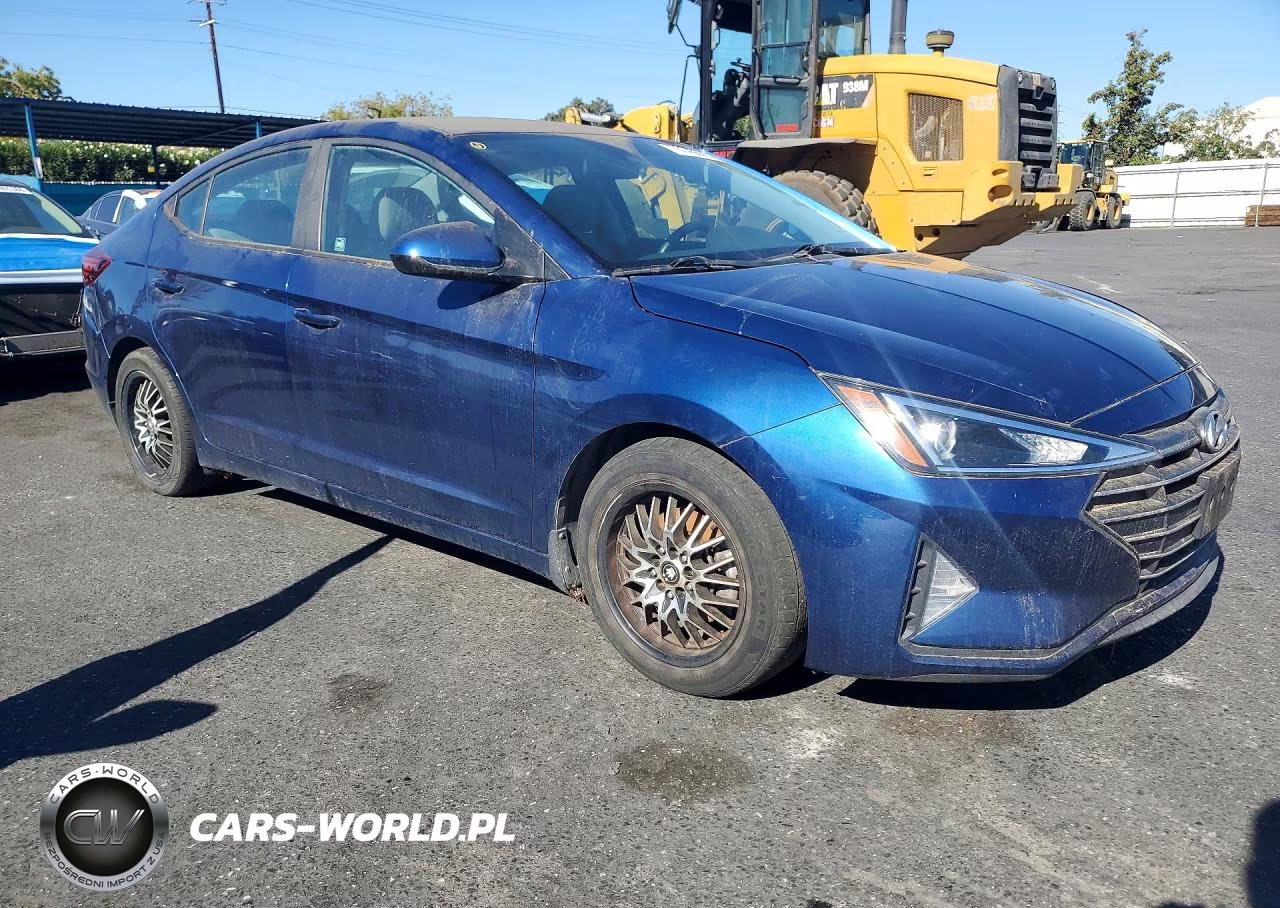 2019 Hyundai Elantra Sel VIN:5NPD84LF8KH488427 - 4
