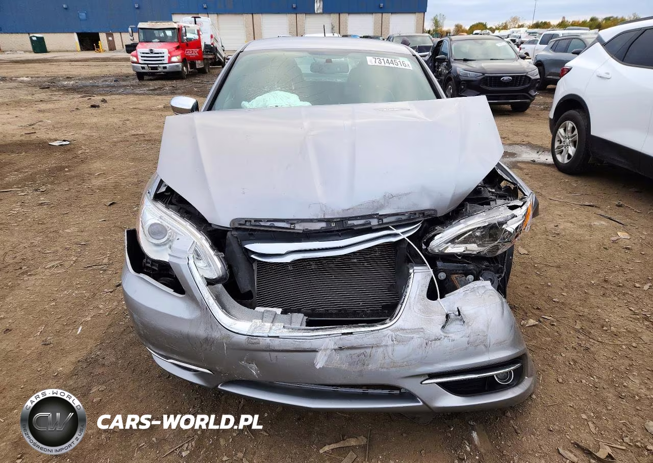2013 Chrysler 200 Limited VIN:1C3CCBCG6DN743994 - 5