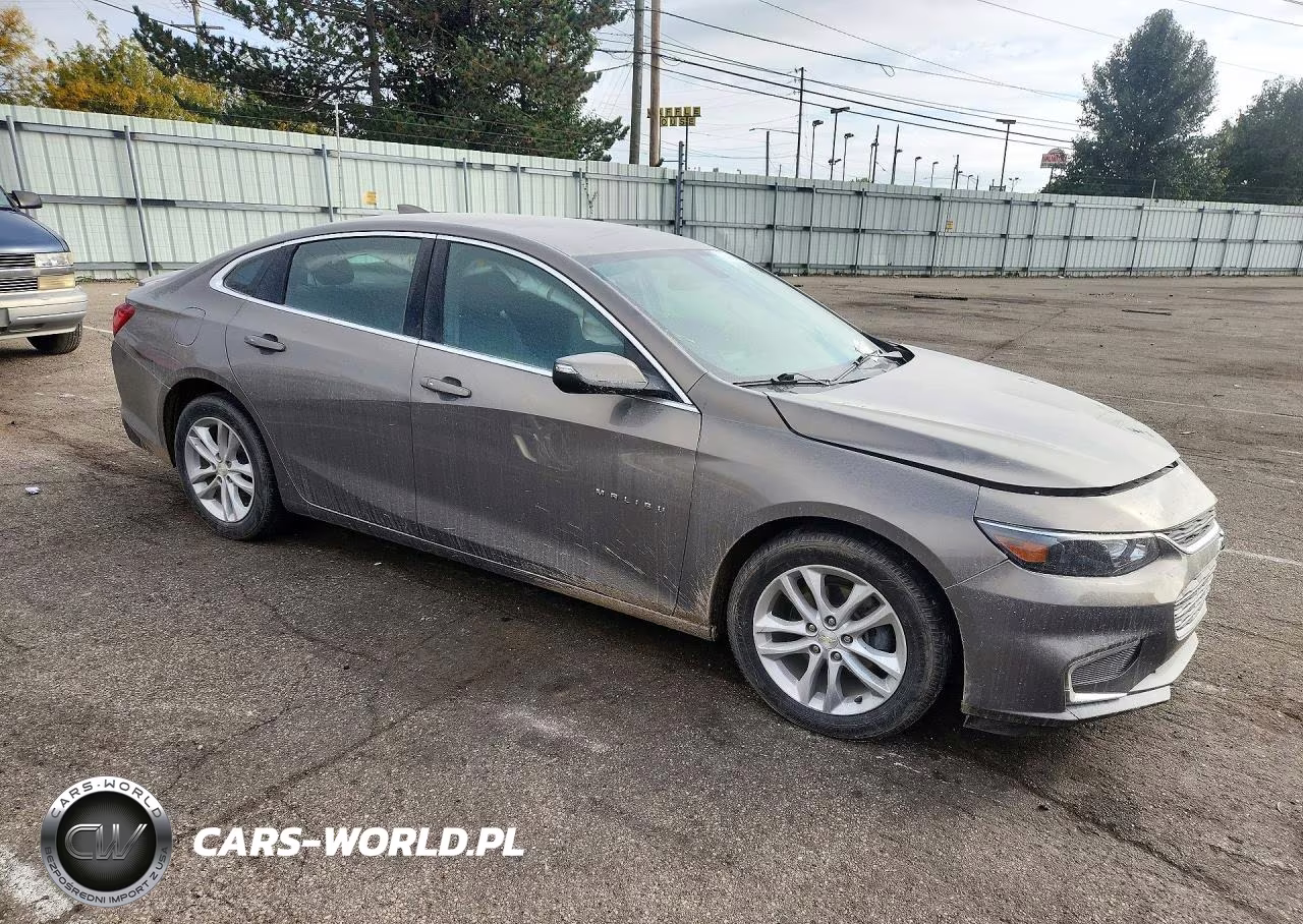 2017 Chevrolet Malibu Lt VIN:1G1ZE5ST7HF290395 - 4