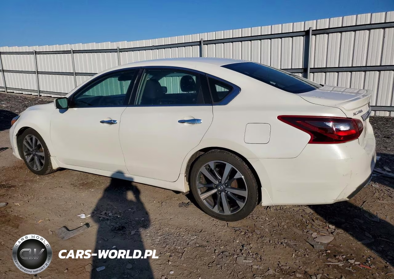 2017 Nissan Altima 2.5 Sr VIN:1N4AL3AP3HC477952 - 2