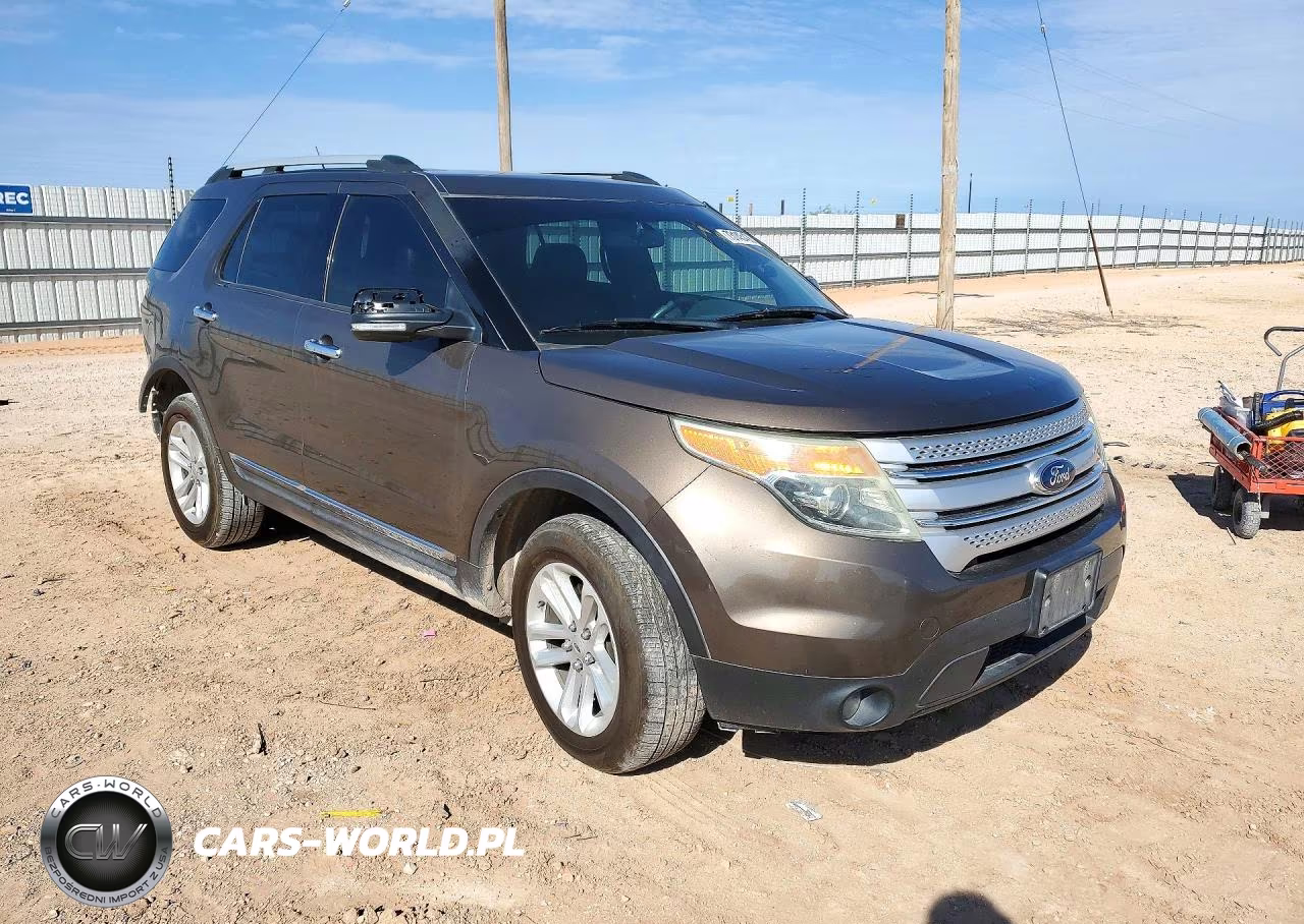 2015 Ford Explorer Xlt VIN:1FM5K8D89FGA44704 - 4