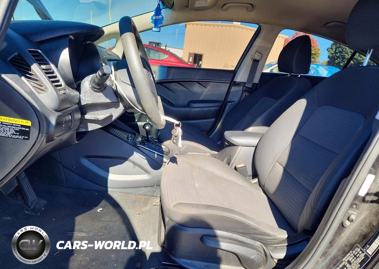 2018 Kia Forte Lx VIN:3KPFL4A70JE247239 - 7