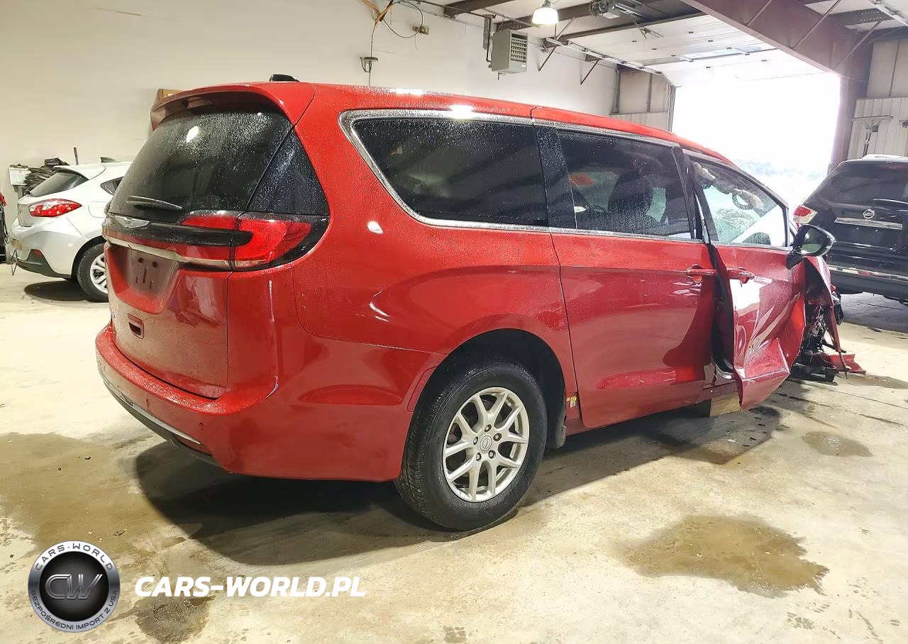 2025 Chrysler Pacifica Select VIN:2C4RC1BG6SR611674 - 3
